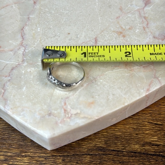 Elegant Silver 925 & Brilliants Twist Ring - Size 8 - Picture 6 of 11